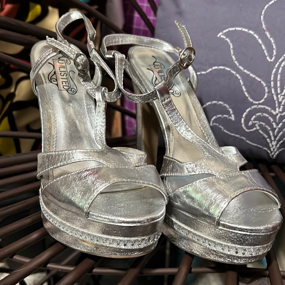 Never Worn Silver T strap Unlisted Heels